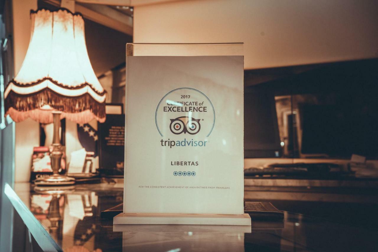 Libertas Lounge Couette-café *